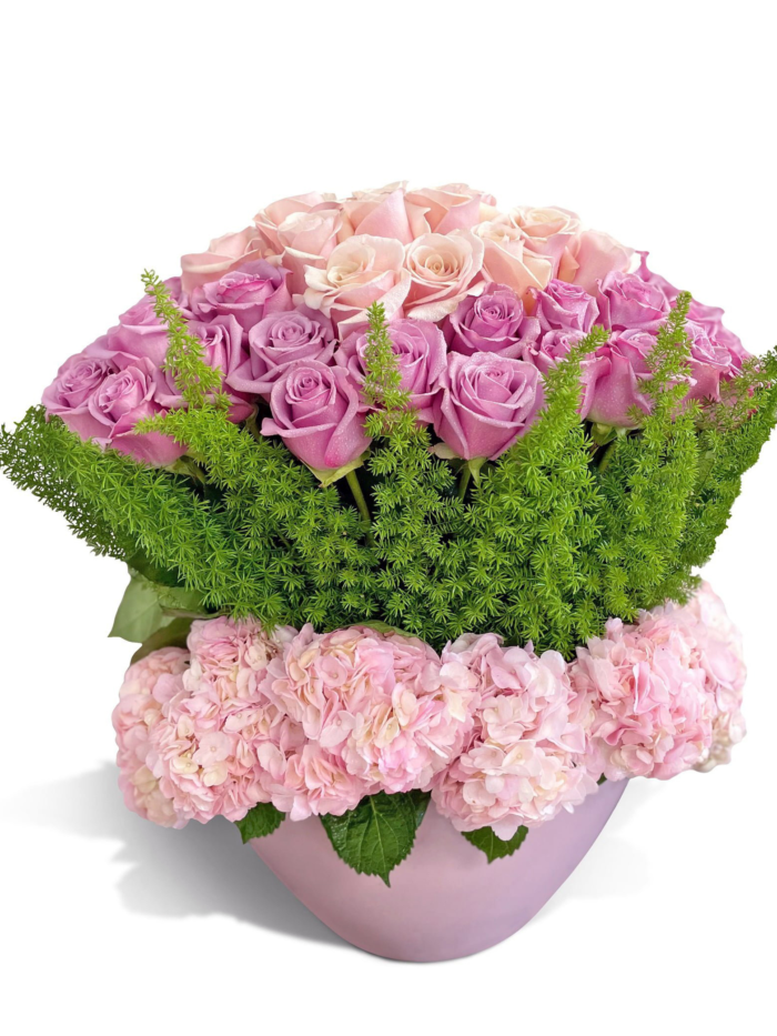 Romantic-Arrangement-pink roses