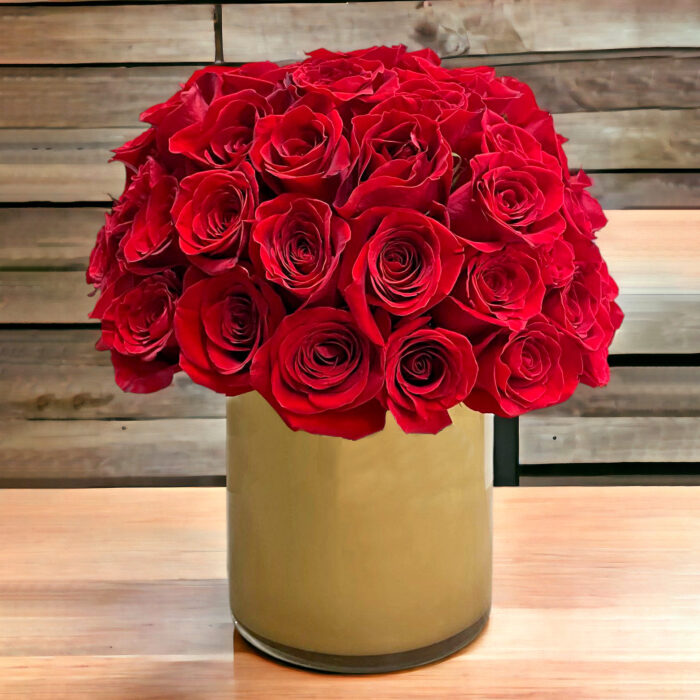 Elegant 25 Red Roses Flower Arrangements