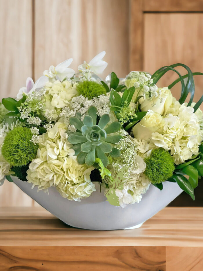 Elegant Lovey Centerpiece White Roses and Hydrangeas