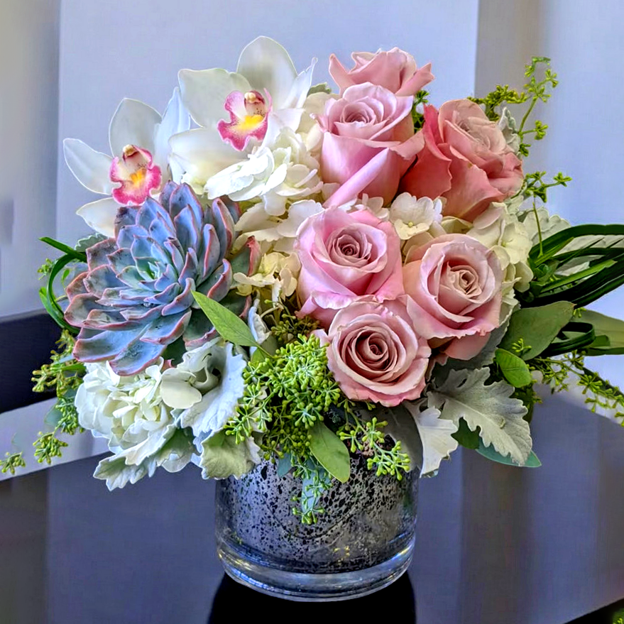 Mercury blend of roses, hydrangeas, and orchids