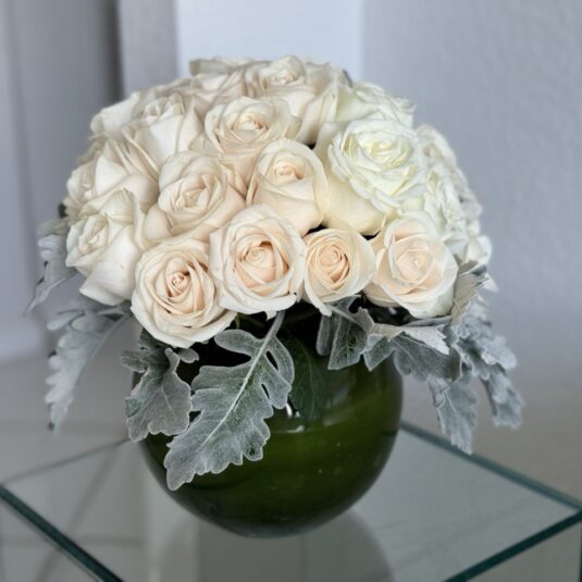 White Roses: The Perfect Gift for Any Occasion