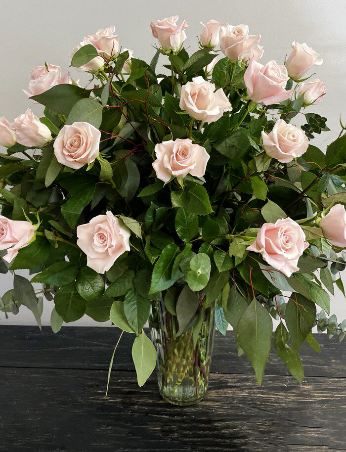 2 dozen pink roses