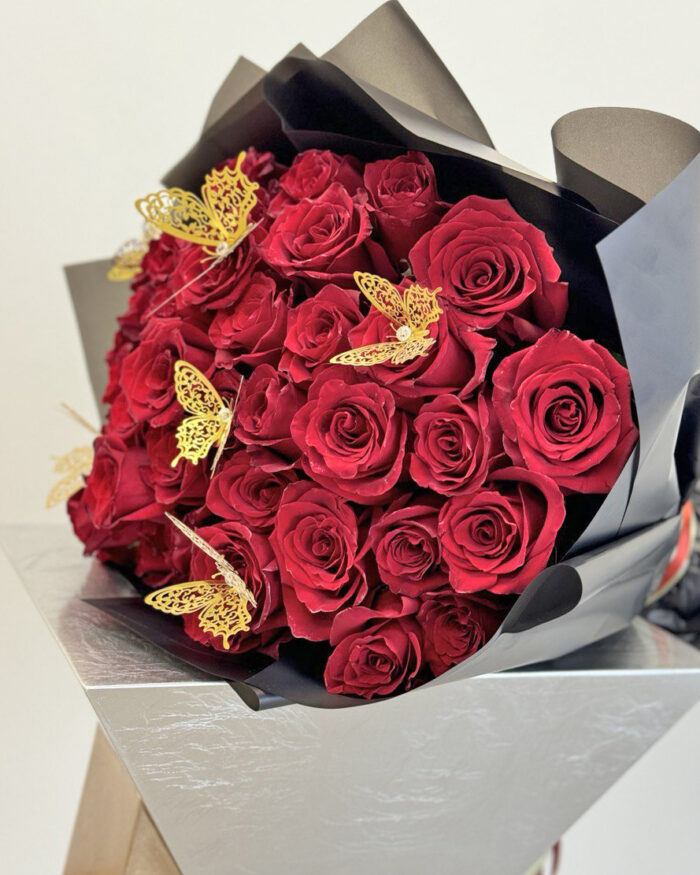 25 Roses with butterflies Bouquet