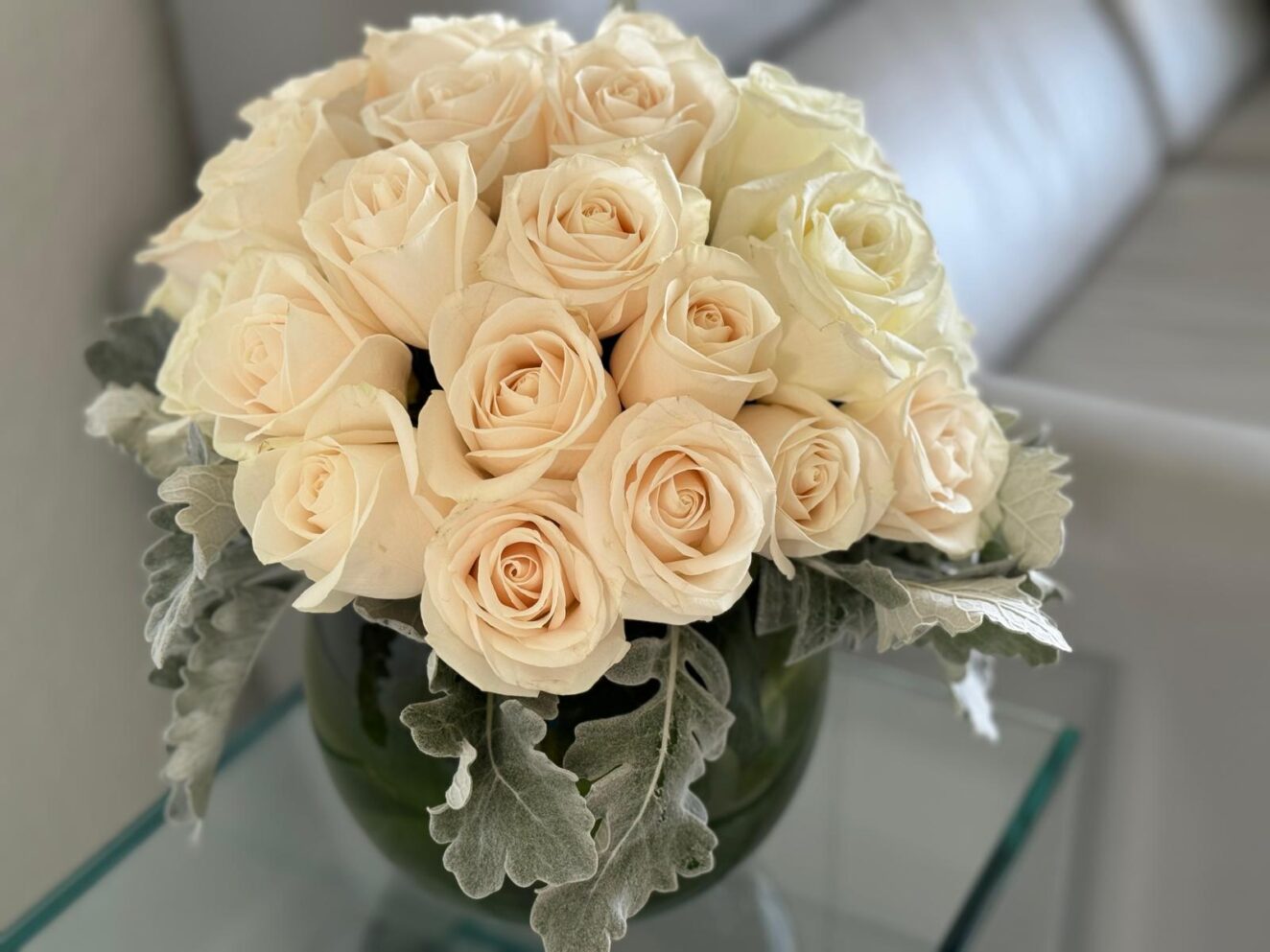 50 white roses bouquet