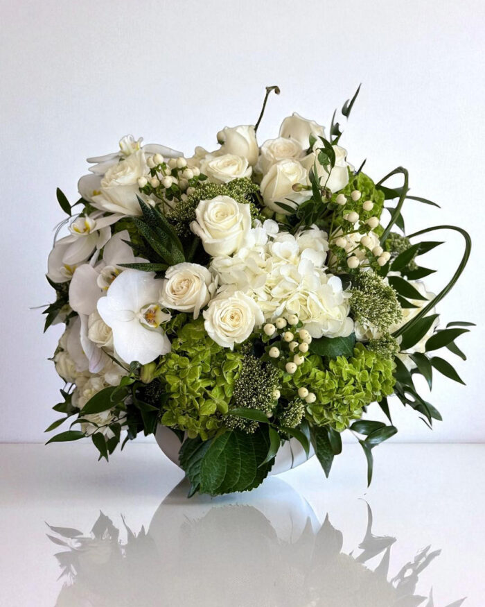 White Cloud flower arrangement