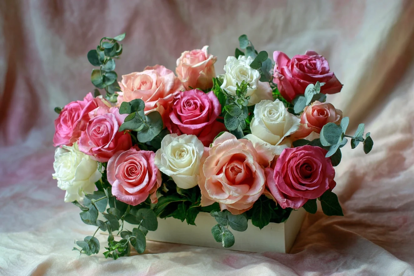 roses_arrangement_as_for_a_new_baby_gift